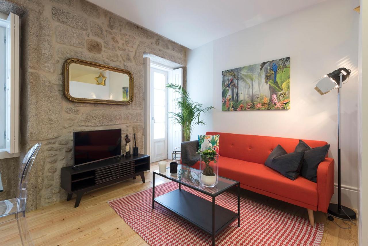 Lovelystay - Vitoria Viewpoint 1Br Flat Porto Exterior photo